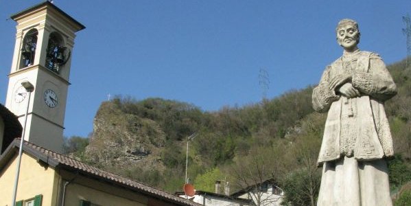 statua_e_canonica-1.JPG (101 KB)