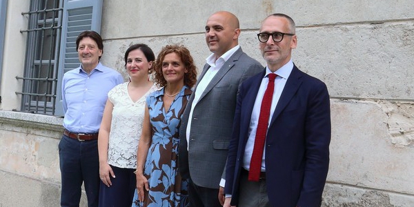 vgreppi_conferenza0010.jpg (141 KB)