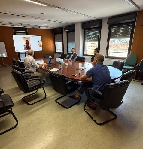 incontro_sp_181_calolziocorte-erve__4_.jpeg (165 KB)