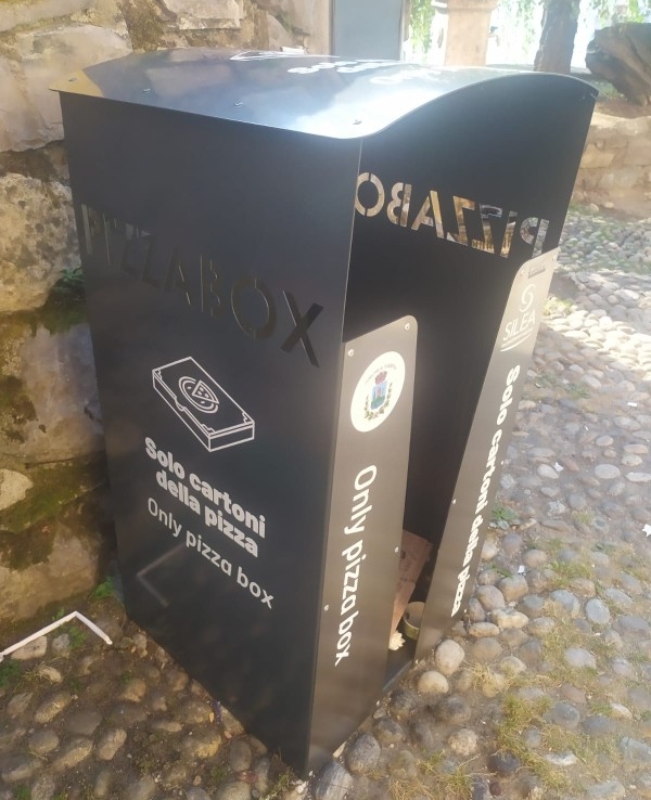 varennapizzabox2.jpeg (243 KB)
