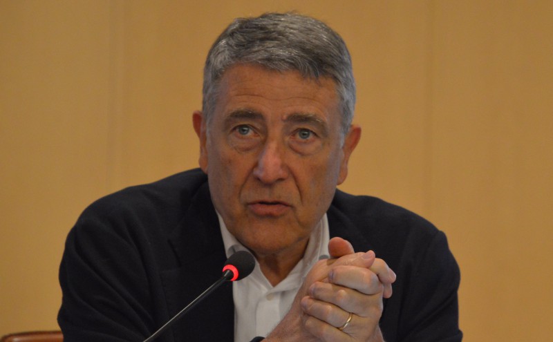 7_Luciano_Gualzetti.JPG (47 KB)