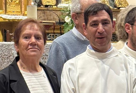 Con_la_mamma_Mariapr.jpg (127 KB)