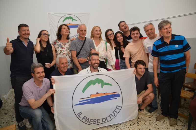 Fasoli_vincitore__1_.JPG (92 KB)