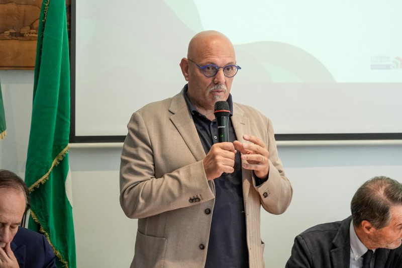Sertori-intervento.jpg (68 KB)