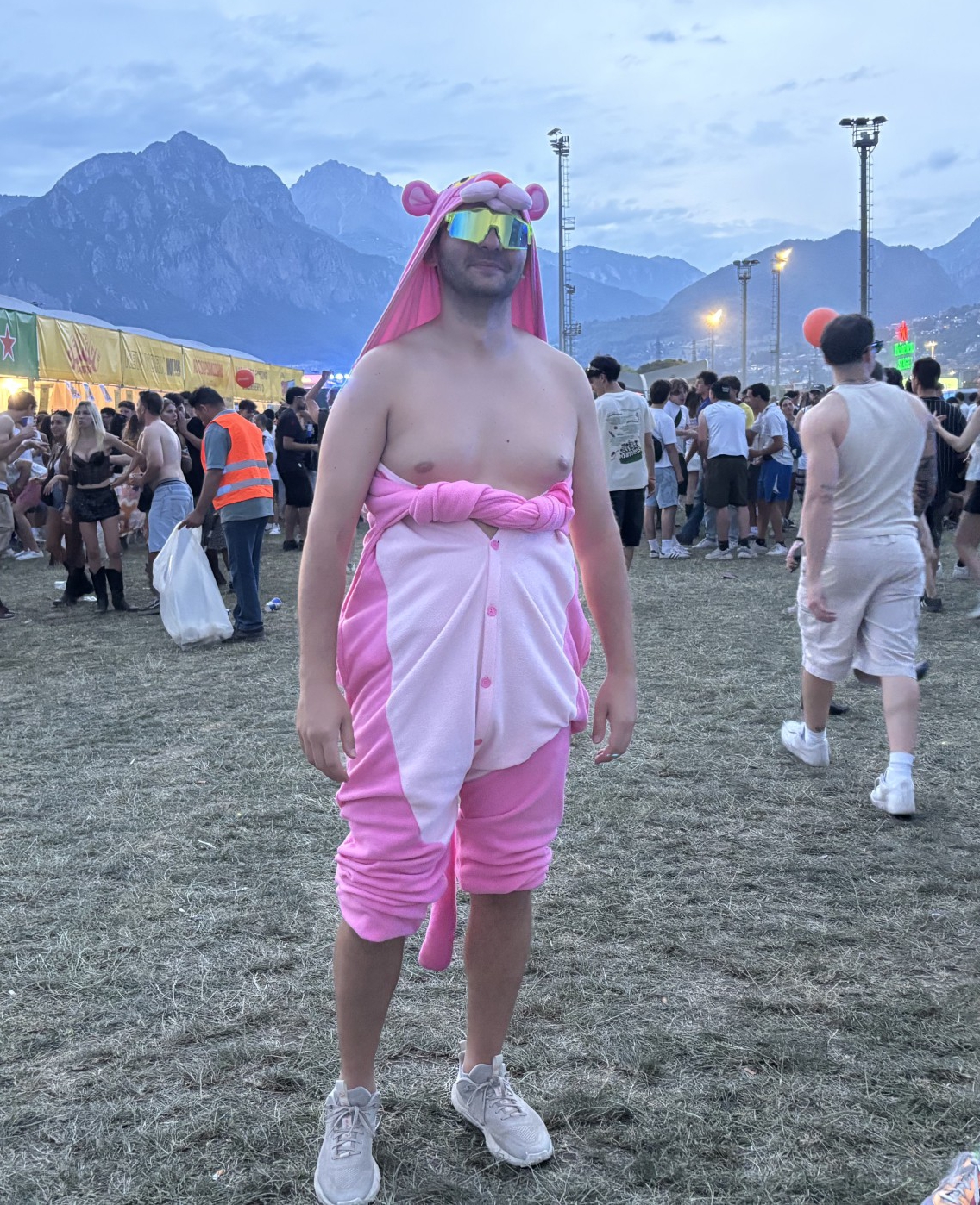 namelessvestiti__10_.jpeg (1.06 MB)