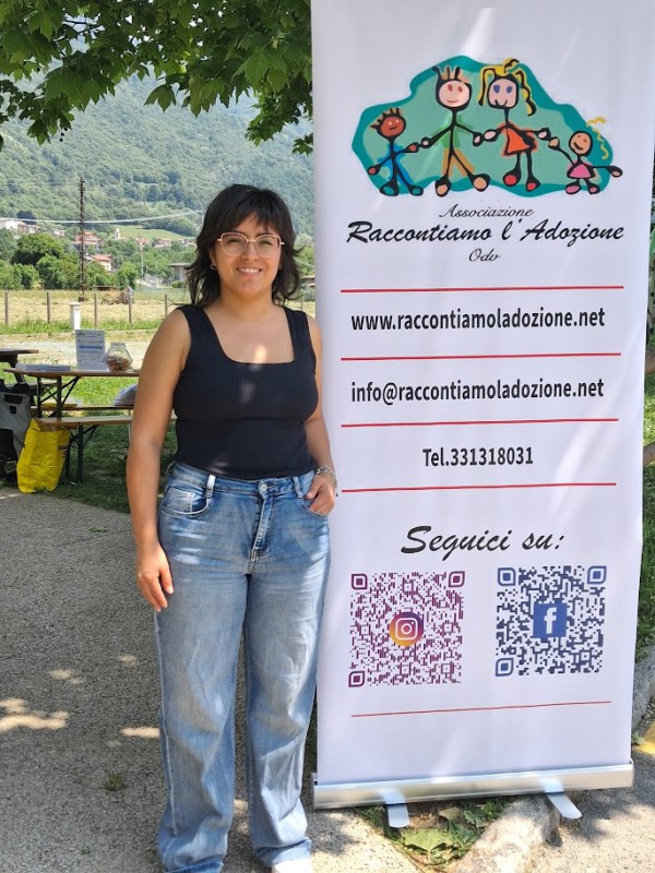 raccontiamoadozionemostra2.jpg (147 KB)