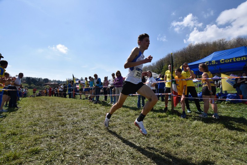 In_gara.jpg (137 KB)