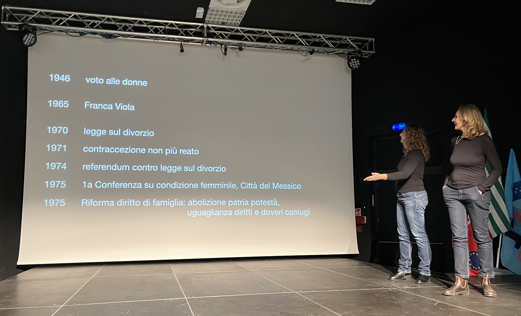 Lecco-Storie_di_donne-6.jpg (1.05 MB)