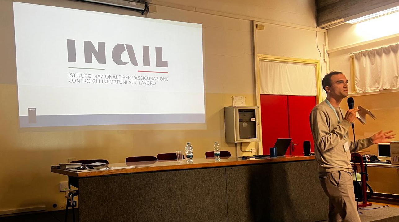 diegospreafico.jpg (458 KB)