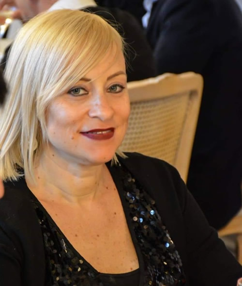 fondopamela.jpg (51 KB)