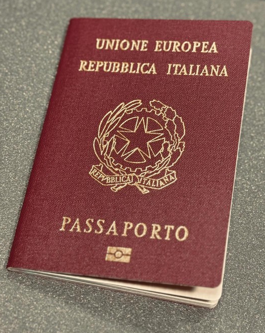 passaporto.jpg (276 KB)