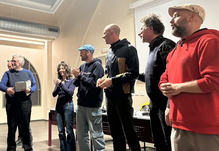 poetryslamp.jpg (56 KB)