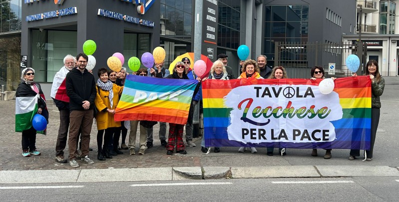 prediotavola7.jpg (265 KB)