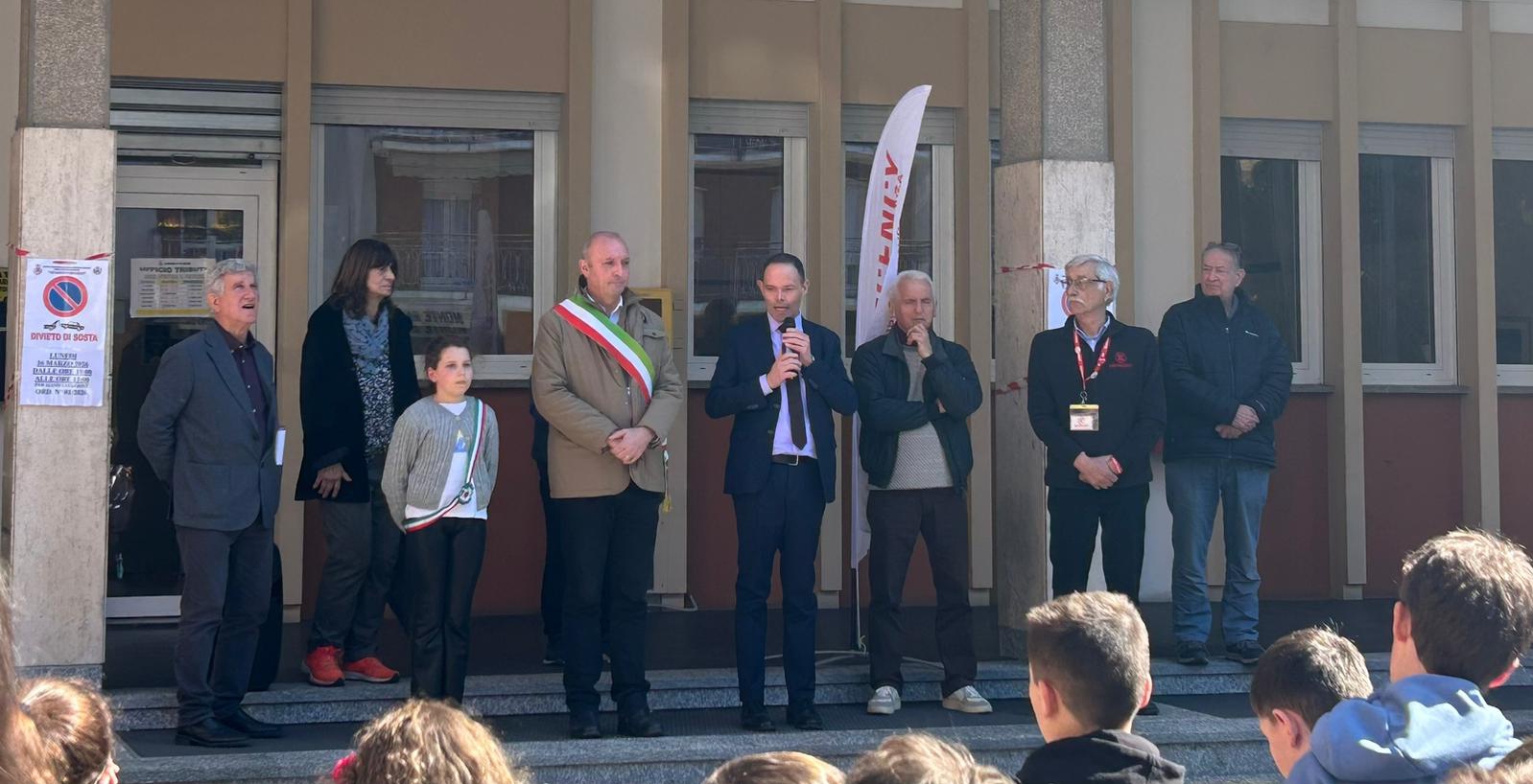 ripudiagalbiate4.jpg (535 KB)