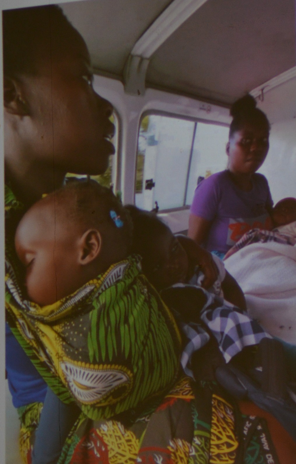 serataafricaghislanzoni__7_.JPG (441 KB)