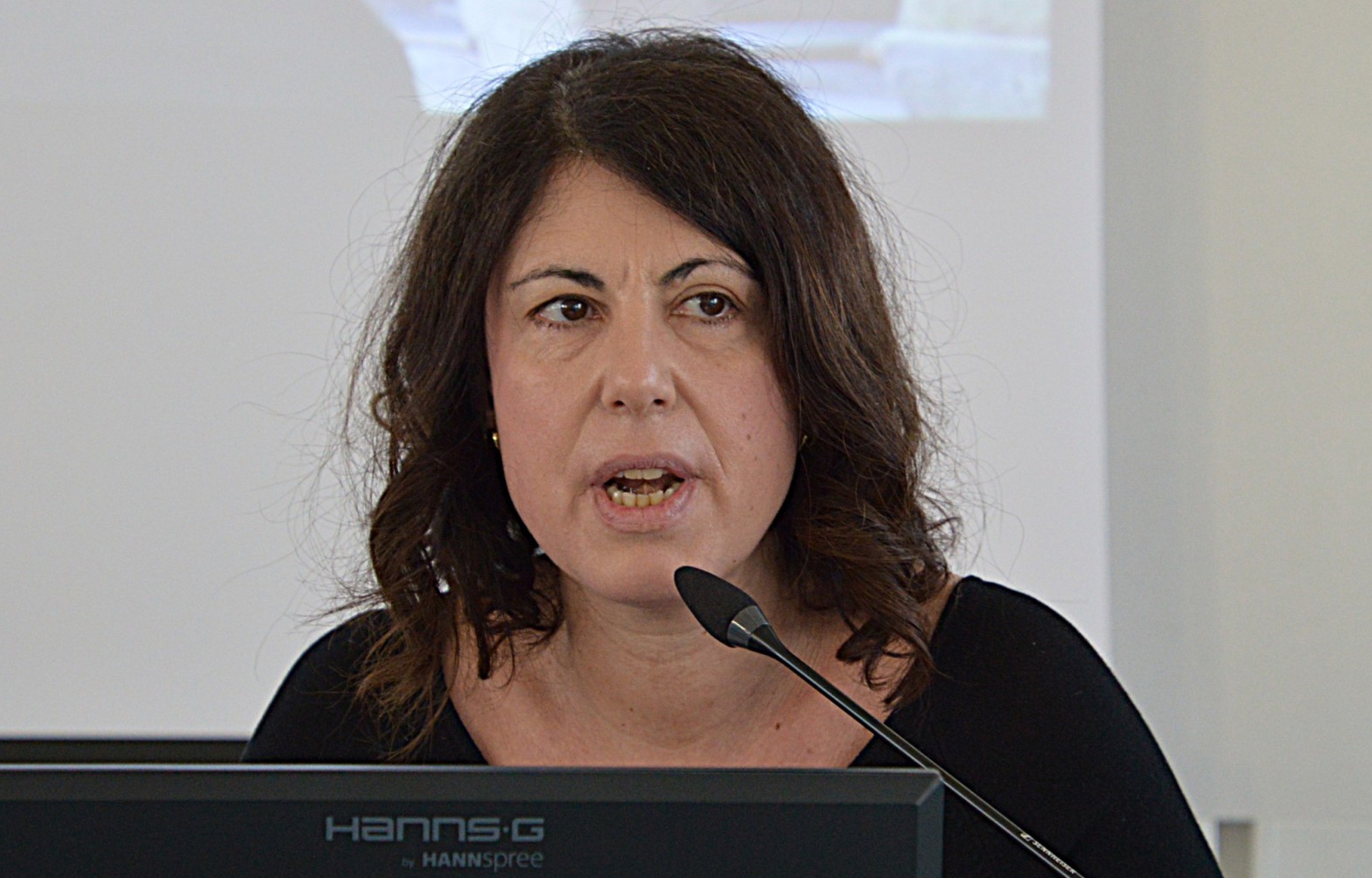 simonapiazzavillamanzoni_.JPG (695 KB)