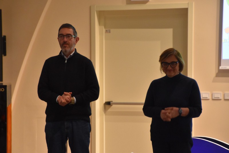 spettacololarioreti__1_.jpg (48 KB)