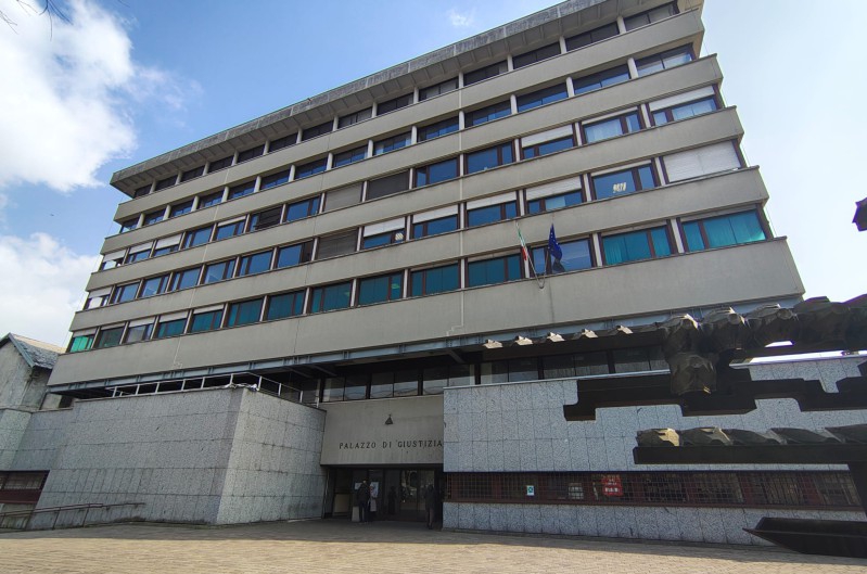 tribunalecomonuova.jpg (183 KB)