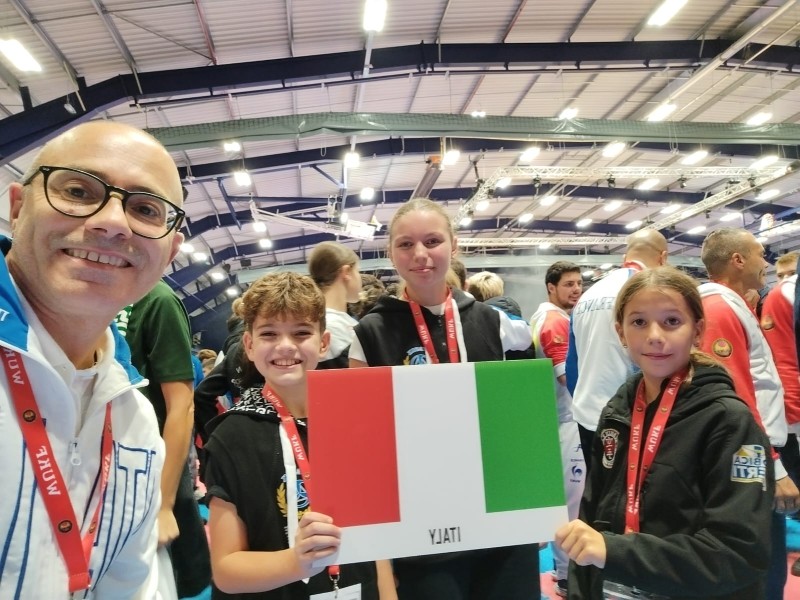 Cerimonia_d_apertura_Campionato_Europeo_2026_WUKF.jpg (131 KB)