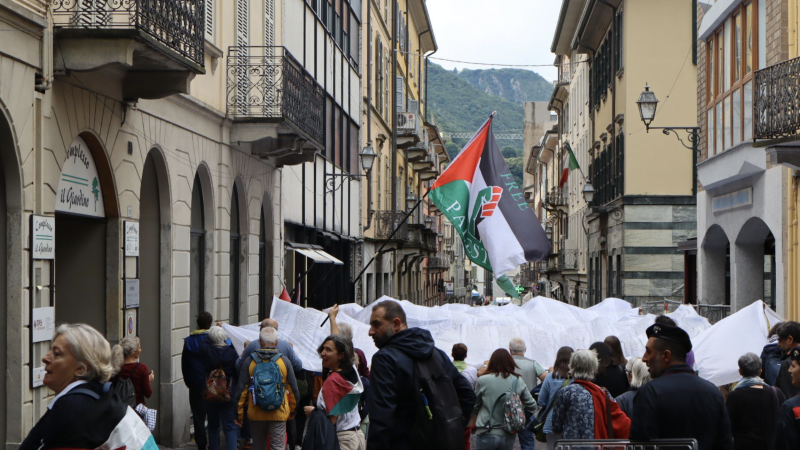 Lecco_antisionista_1.png (648 KB)