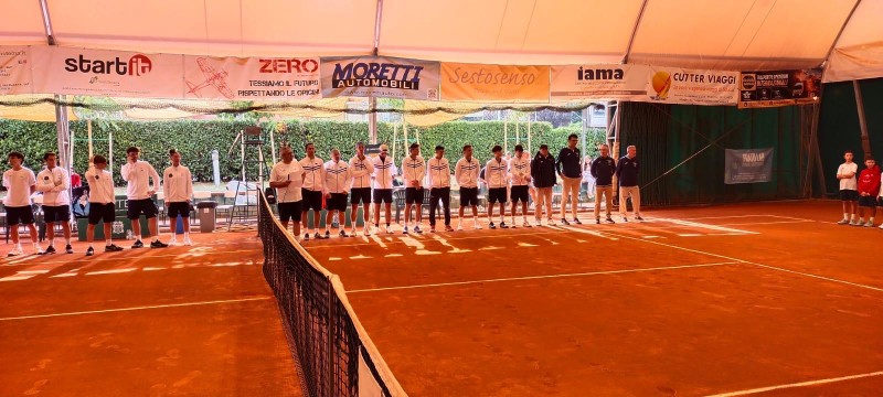 tennisclublecco1.jpg (91 KB)