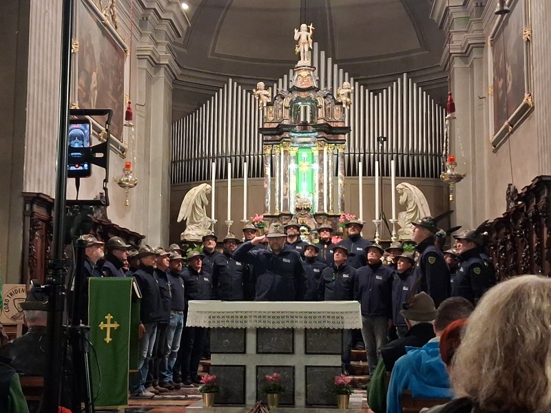 tridentinacortenova__5_.jpg (145 KB)