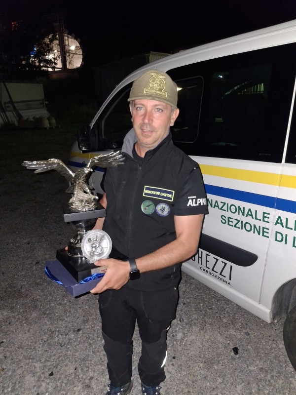 Davide_Minervini,_coordinatore_del_Nucleo_cinofilo_da_soccorso_“Grigna”_di_Lecco.jpg (109 KB)