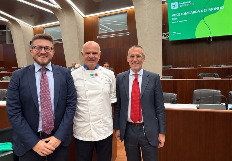 Foto_Mauro_Piazza__Enrico_Derflingher_Carlo_Piazza.jpg (94 KB)