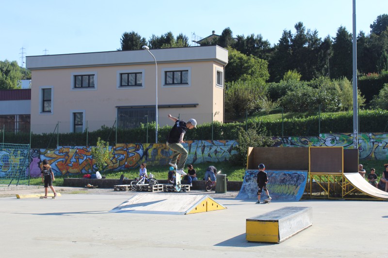 skateparkgalbiate__17_.JPG (108 KB)