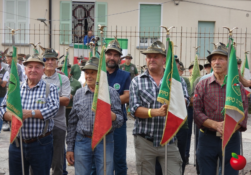 calolzio95esimoalpini__4_.jpg (371 KB)
