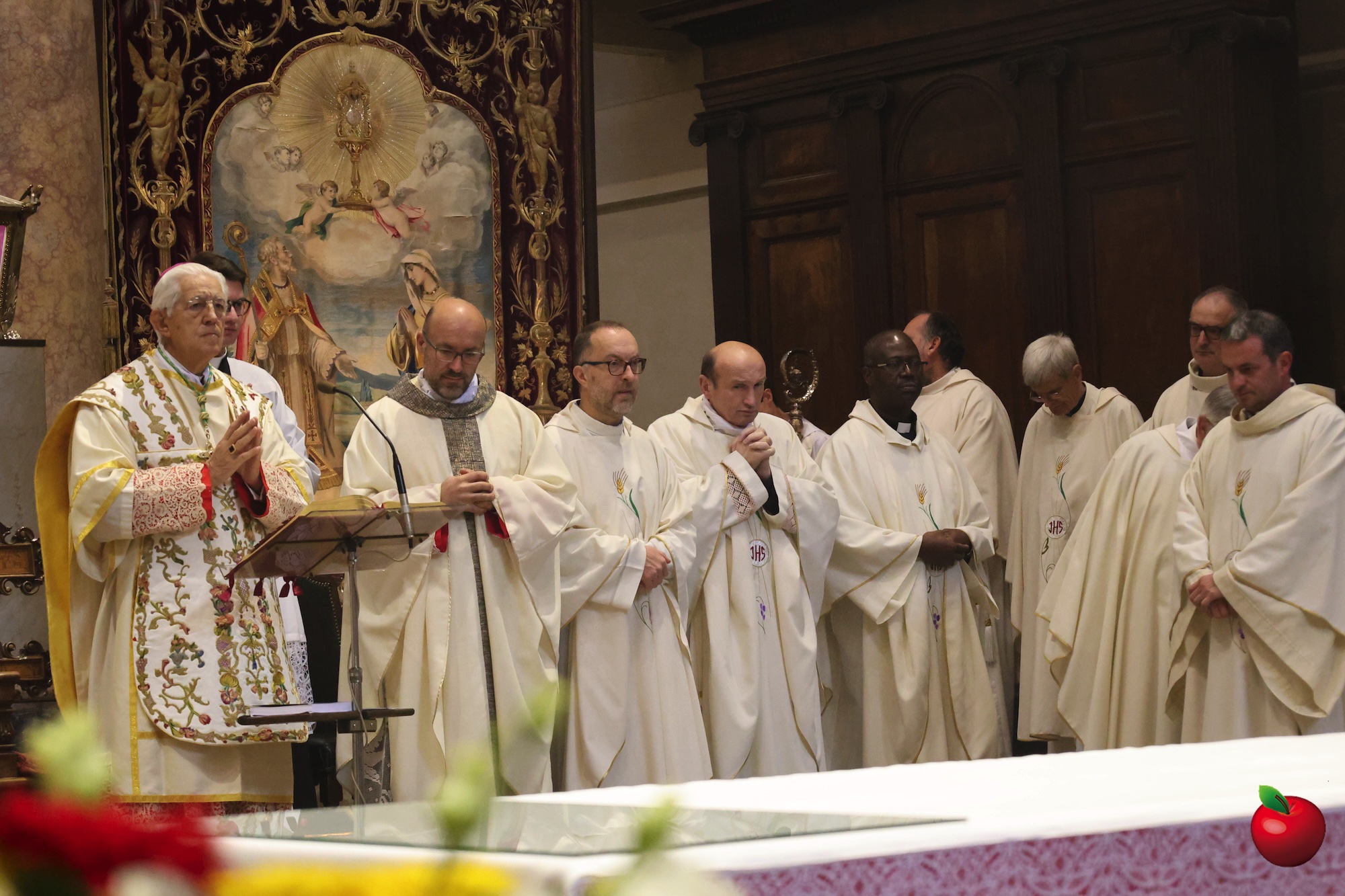 IMG_7554.jpg (732 KB)