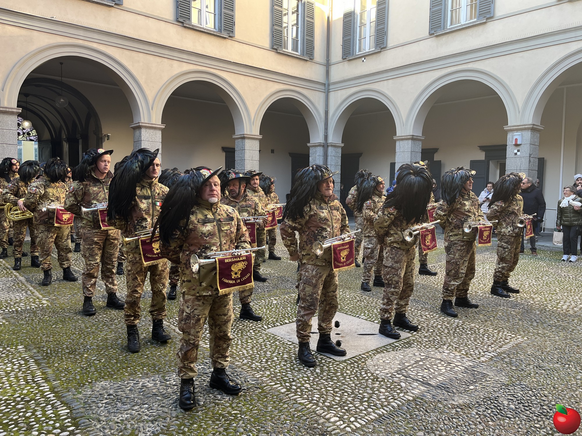 Lecco-bersaglieri-19.jpg (1.09 MB)