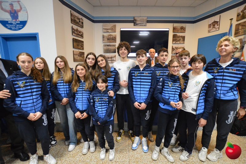 Atleti_nuoto.jpg (449 KB)