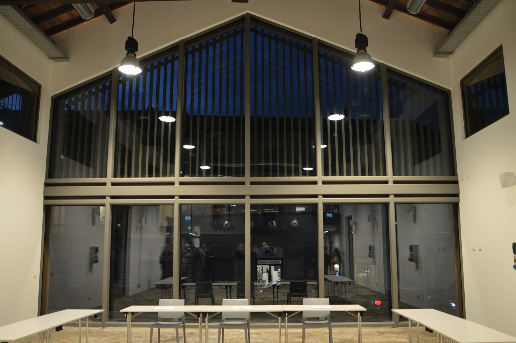 piccola_inagurazione__13_.JPG (359 KB)