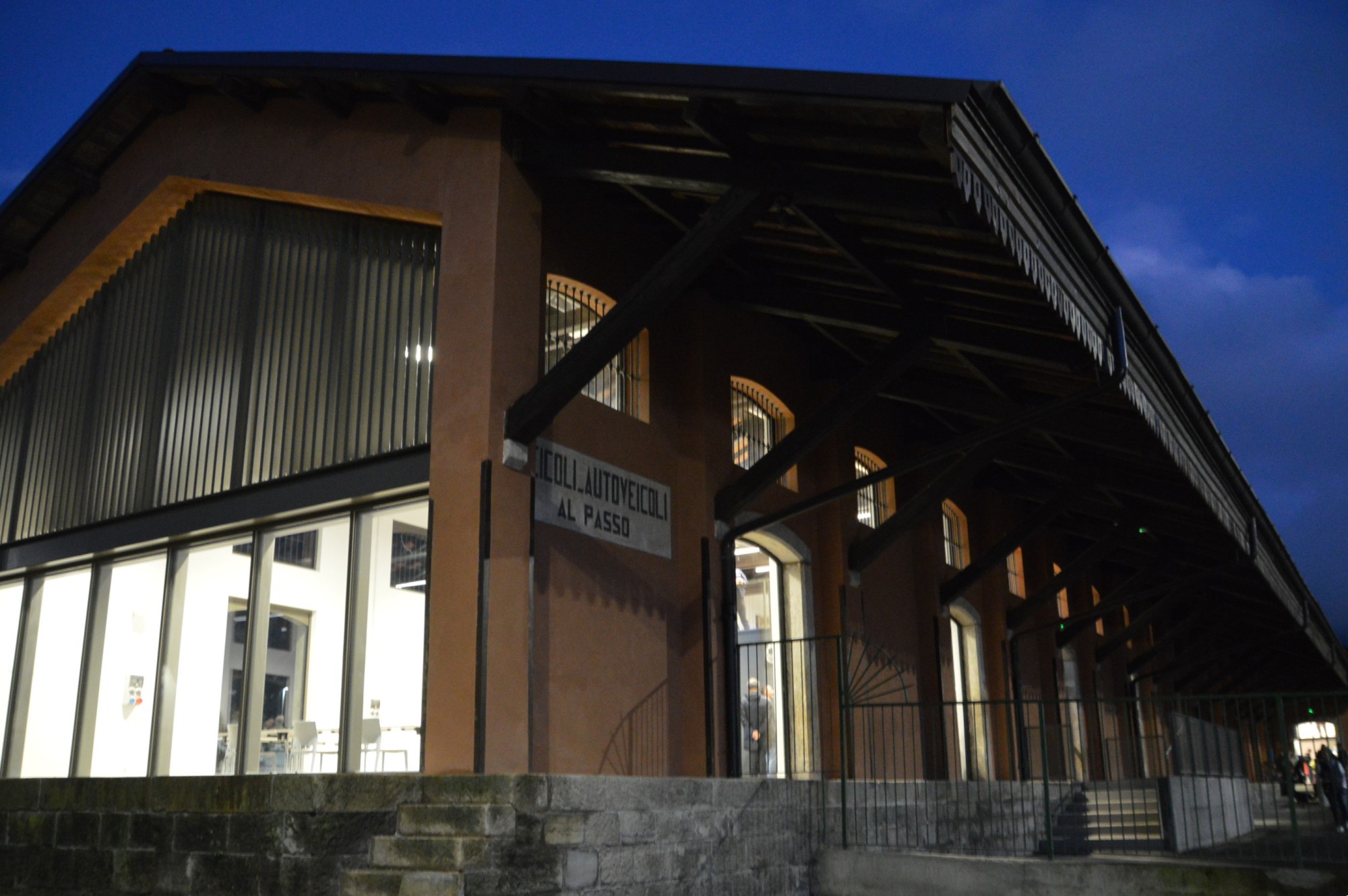 piccola_inagurazione__17_.JPG (375 KB)