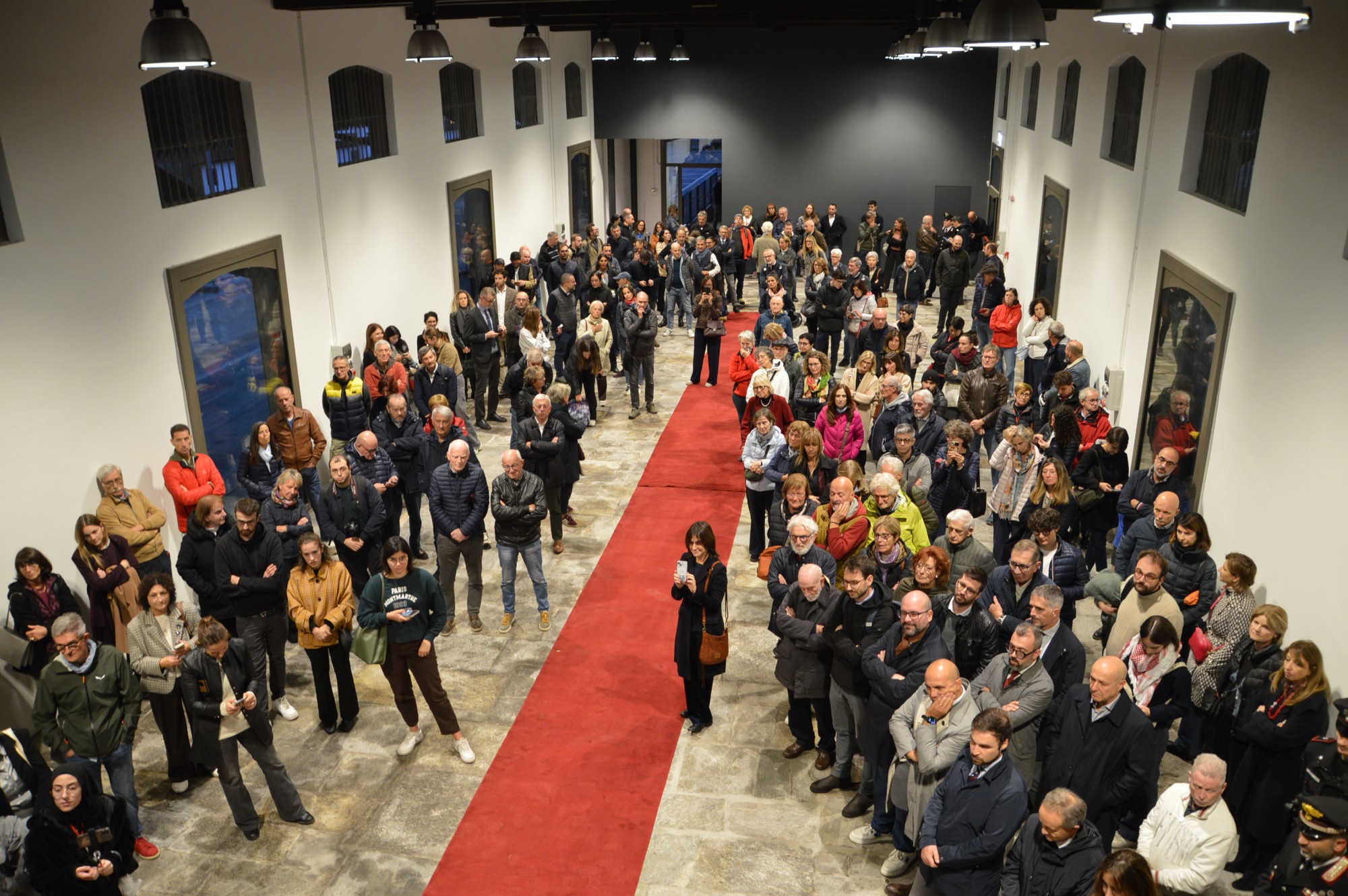 piccola_inagurazione__5_.JPG (555 KB)