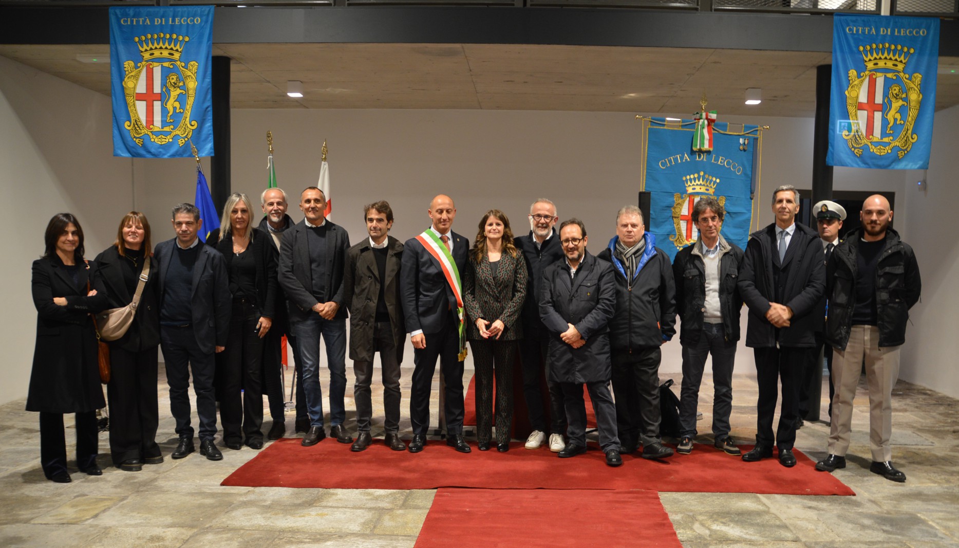 piccola_inagurazione__7_.JPG (664 KB)