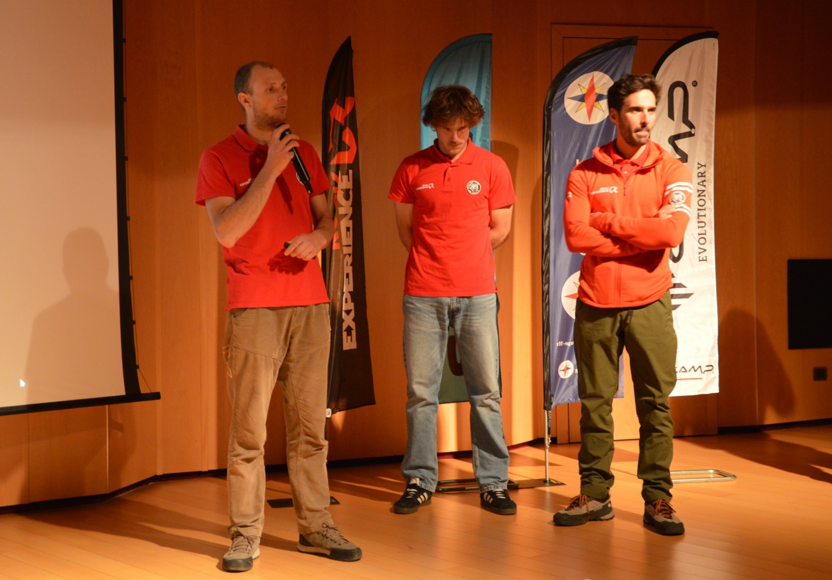 8_Luca_Schiera_Giacomo_Mauri_Luca_Moroni.JPG (967 KB)