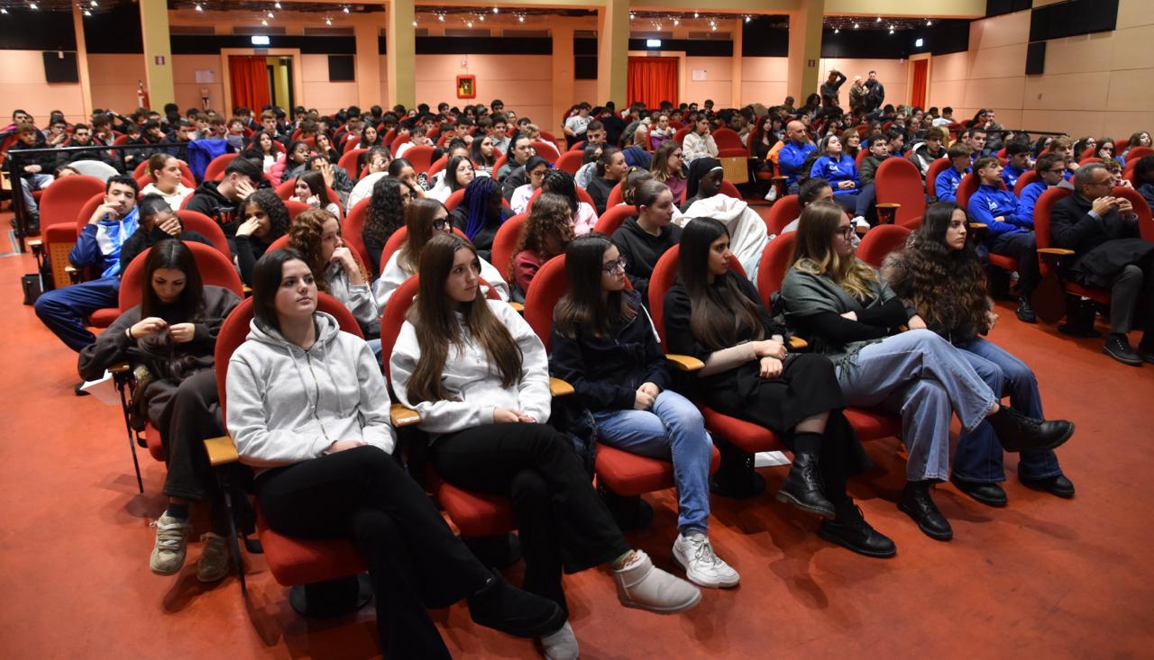 leccostaffettarotary__10_.jpeg (375 KB)