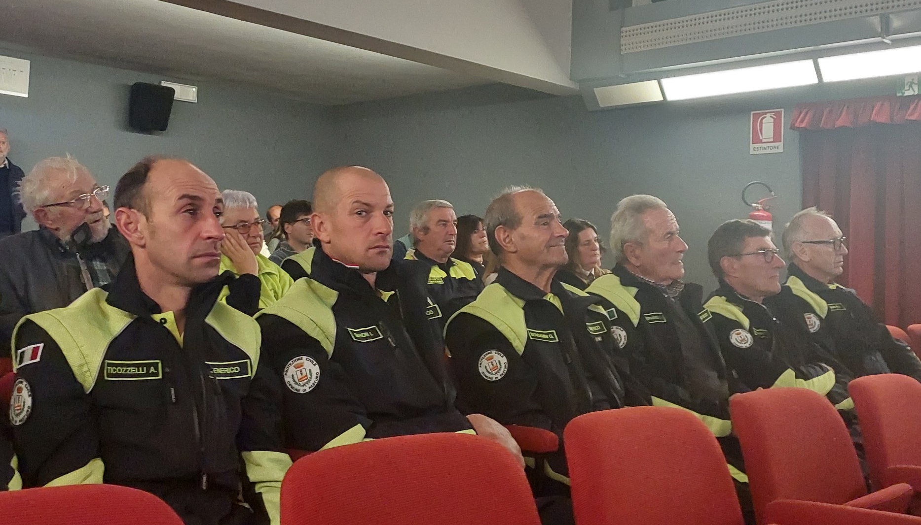 Volontari_.jpg (946 KB)