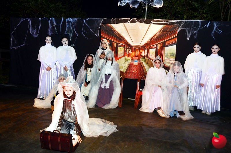 HALLOWEEN_12.jpg (352 KB)