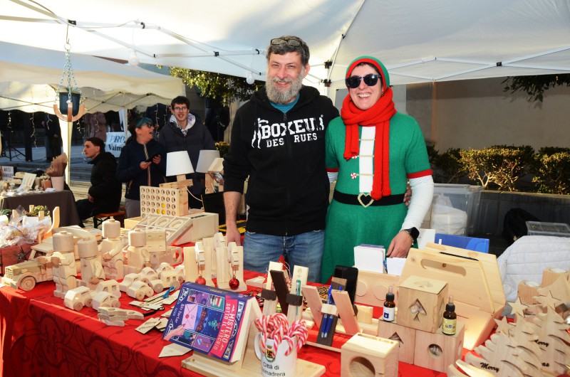 QUESTO_SERENO_ALLEGRO_NATALE_13.jpg (124 KB)