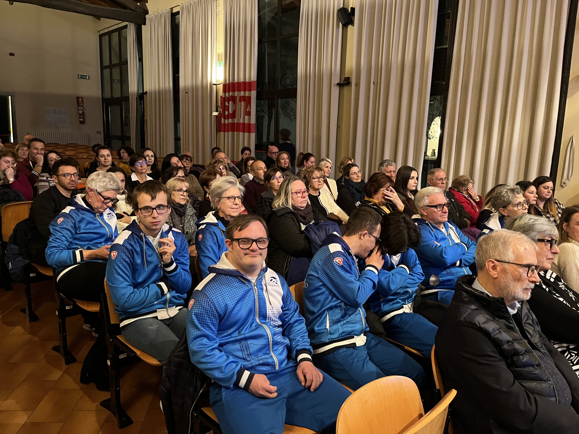 Valmadrera-premiazione-Pamela-6.jpg (706 KB)