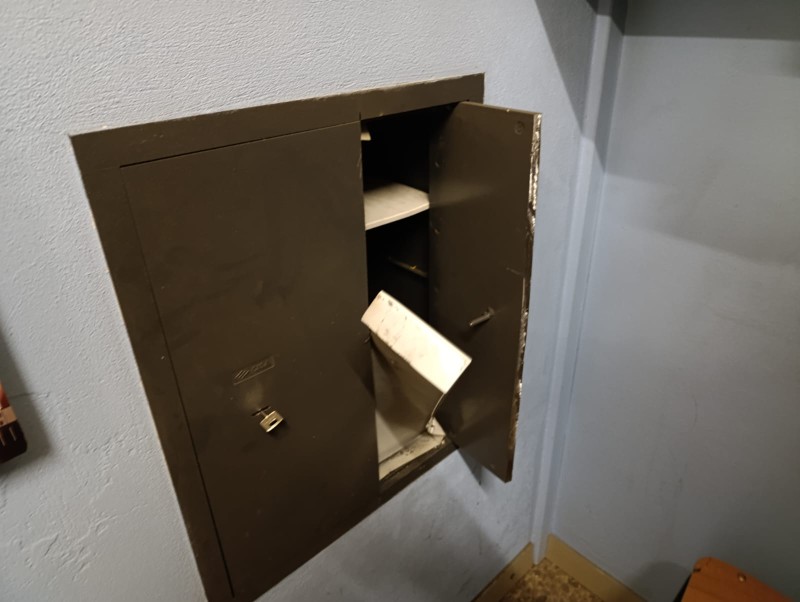 furtocasaassociazioni__3_.jpeg (63 KB)