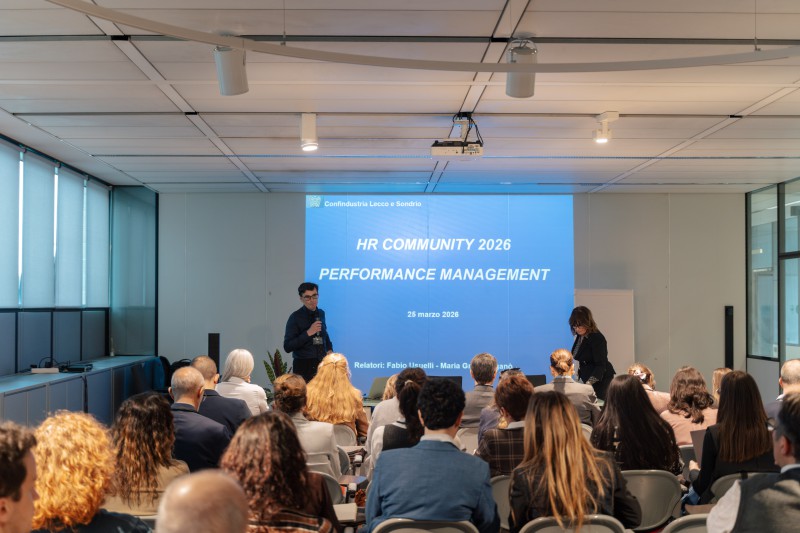 HR_Community_-_AAG_Stucchi_15.jpg (91 KB)