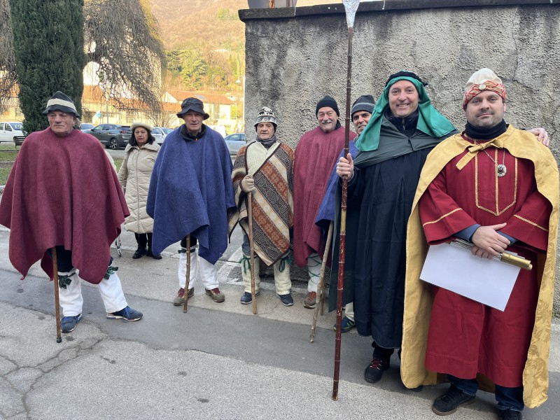 Glabiate- corteo magi-1