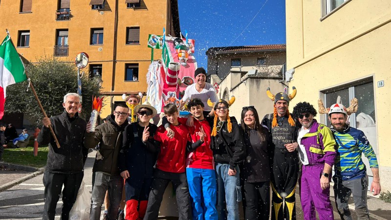 garlatecarnevaleao__18_.jpeg (136 KB)