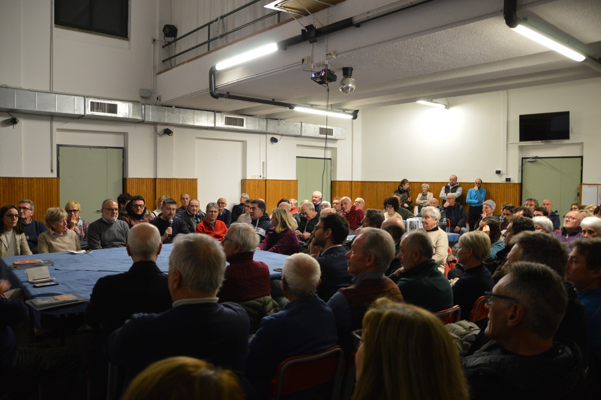 DSC_0029.JPG (387 KB)