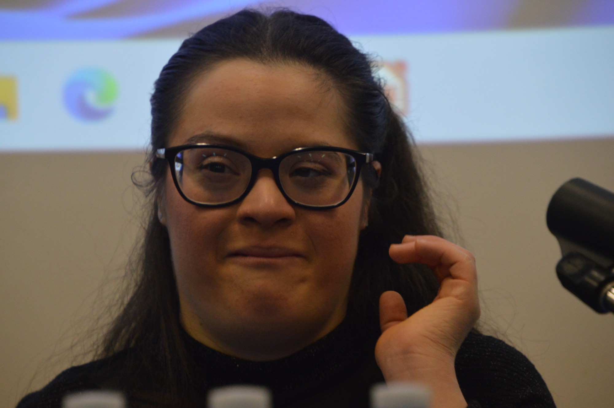 01_Attimo_di_commozione__1_.JPG (281 KB)