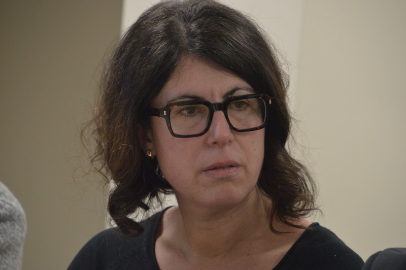 04_Simona_Piazza.JPG (55 KB)